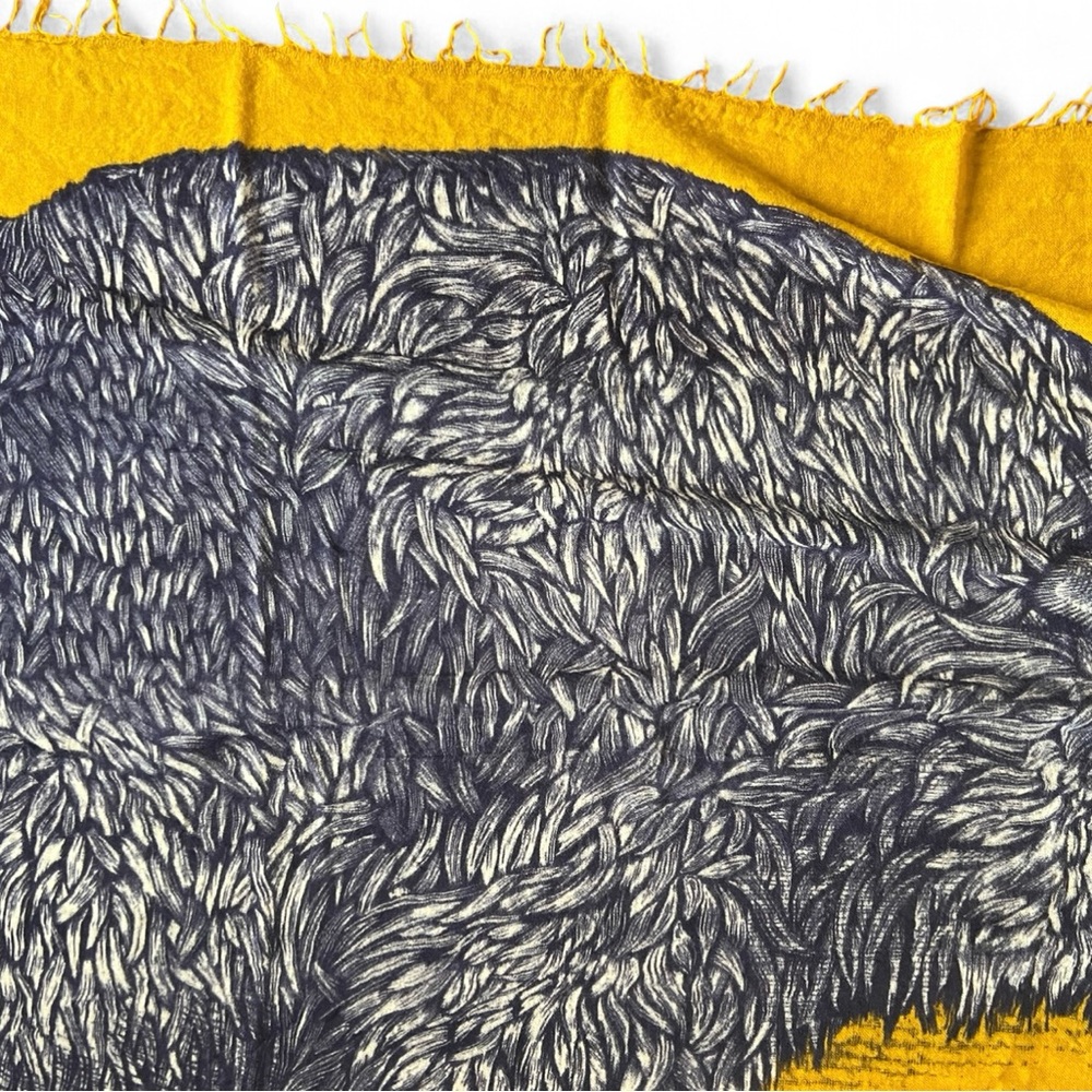 100% Wool Inouïtoosh “Walter” Wool Scarf – Navy & Mustard Buffalo Design - Picture 3 of 8